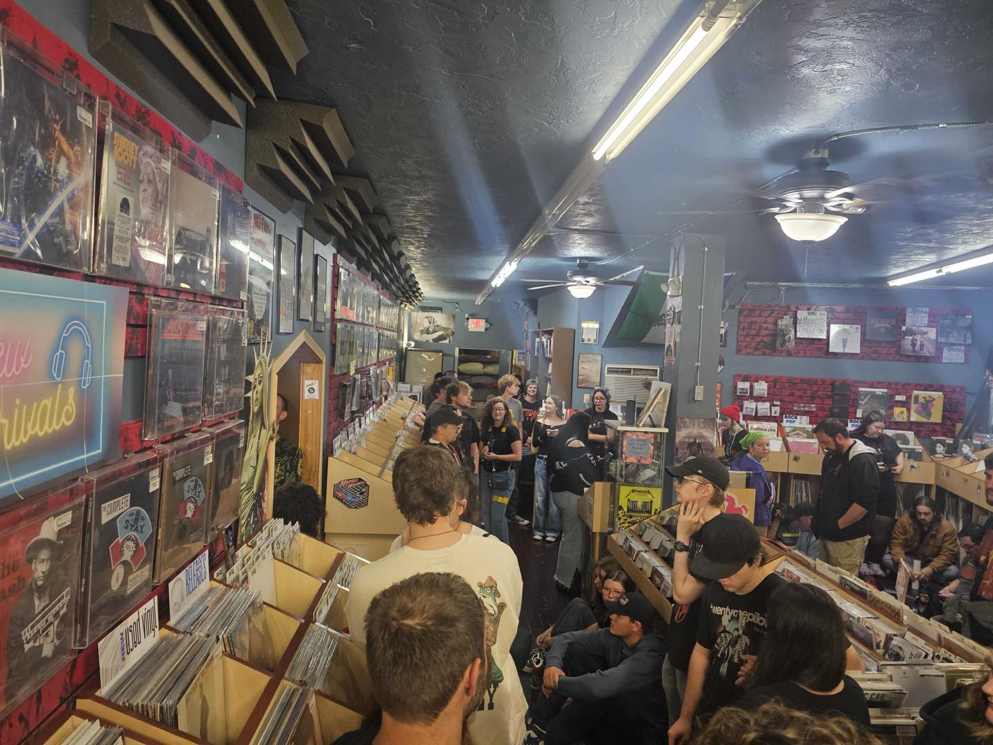 Twenty One Pilots Listening Party